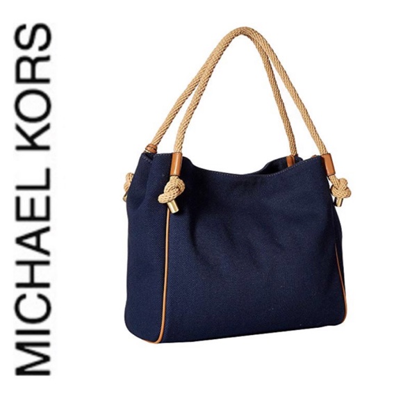 NWT authentic MK large Isla grab bag navy tan - Picture 3 of 5
